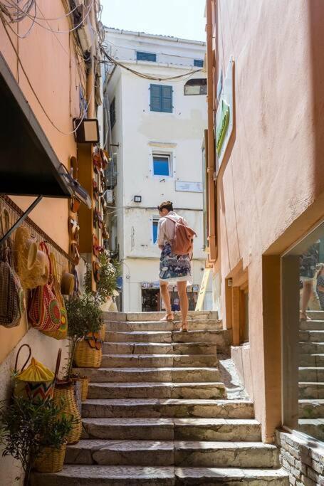 Ria'S Apartment In Corfu Town Exterior foto
