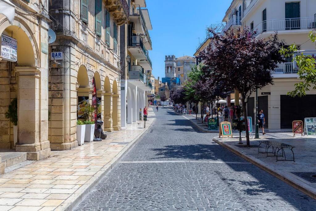 Ria'S Apartment In Corfu Town Exterior foto